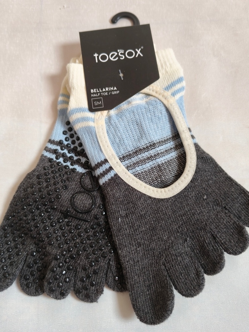 Toesox 요가 다섯 발가락 양말 남성용 여성용 전문 - Yoga Mat 리뷰 및 가격
